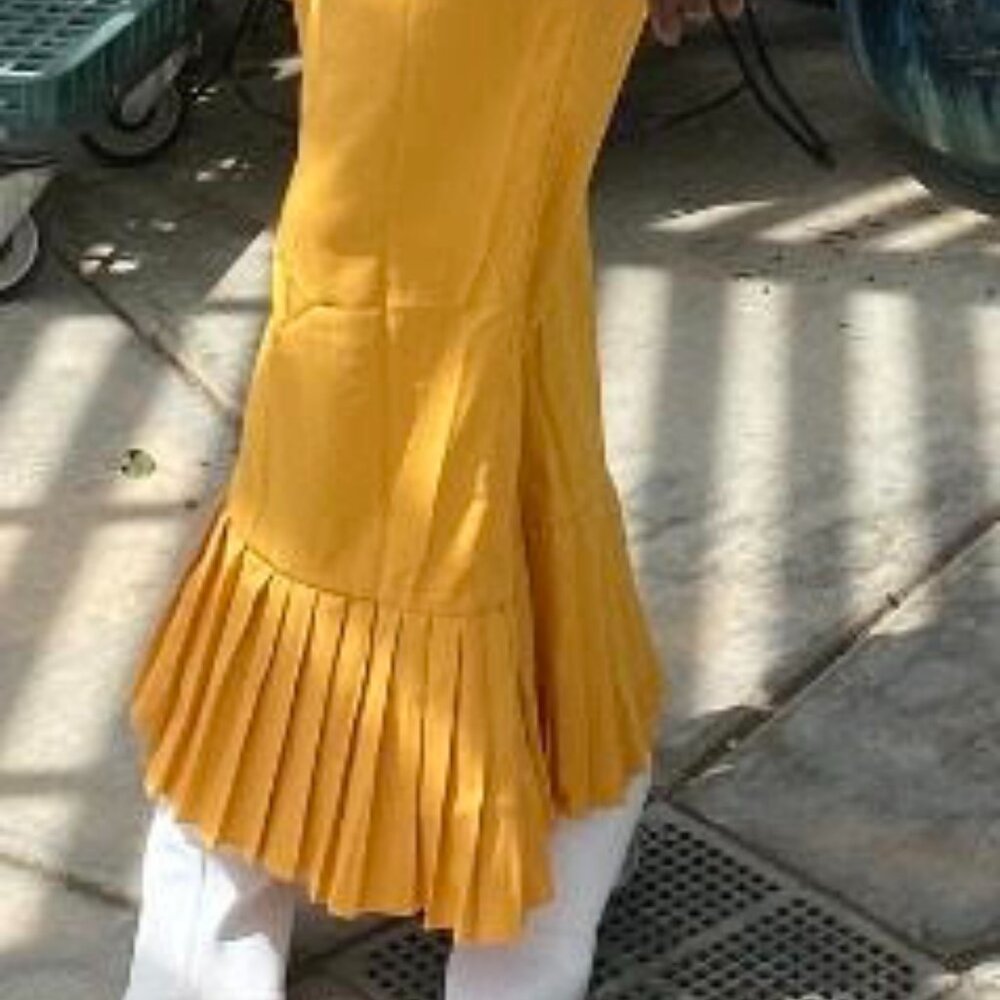 Women's wide-leg pants with fancy pleated trim